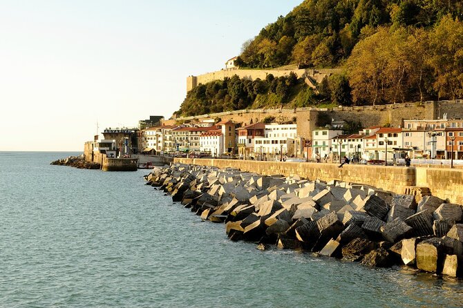 Private transfer: Barcelona to San Sebastian, 2h Stop in Pamplona - Who This Transfer Suits Best