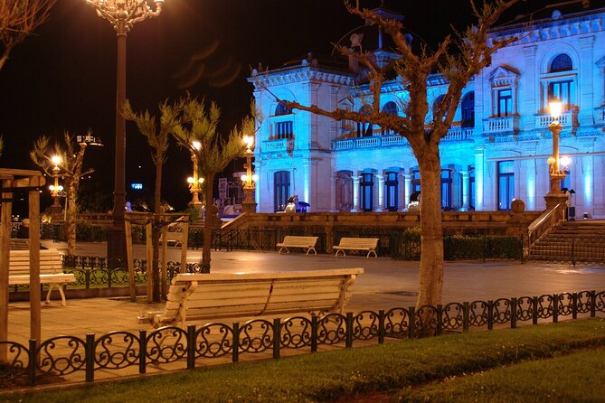 Private transfer: Barcelona to San Sebastian, 2h Stop in Pamplona - The Pamplona Stop: 2 Hours to See the Old Town Without Rushing Yourself