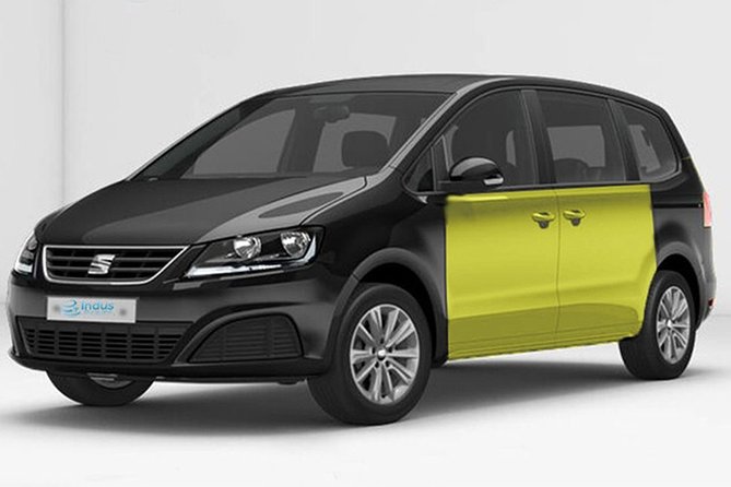 Private Transfer from Barcelona City Centre to Barcelona Cruise Terminal - The ride itself: official taxis, passenger size, and driver tips