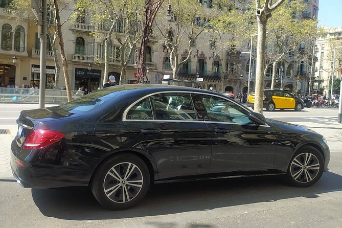 Private Transfer From Barcelona City to Barcelona Airport - The flat fare for up to 7: value, not just convenience