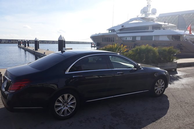 Private Transfer from Barcelona to the Port (or vice versa) - Price and Value: $117.11 Per Group Up To 3