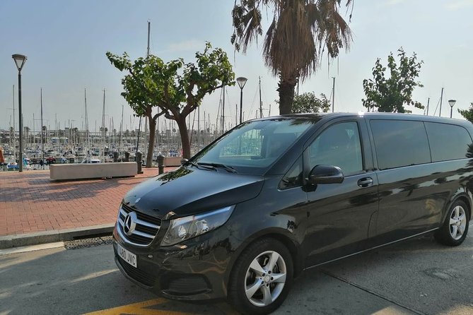 Private Transfer from Sitges to Barcelona Airport - Sitges to Barcelona Airport: Why this private transfer works