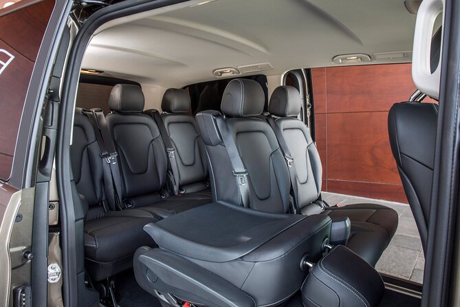 Private Transportation from Granada City to Malaga Airport - Why this Granada-to-Malaga airport transfer feels calmer