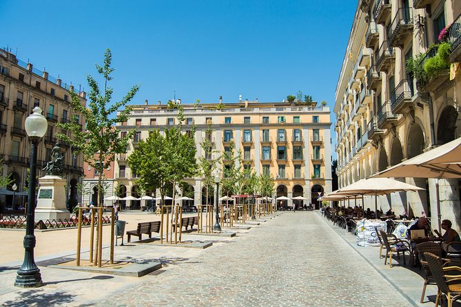 Private trip to the medieval city of Girona from Barcelona - What to Wear and Bring (So You Don’t Hate Me by 3 pm)