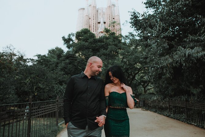 Private Vacation Photography Session with Local Photographer in Barcelona - Other route options you can request, including Parc Güell and Sagrada Familia