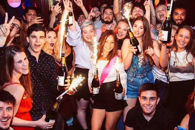 Pub Crawl Barcelona by EVOLVE The BEST night experience - Guide energy: when Natalia, Nico, Thami, or Thamires show up