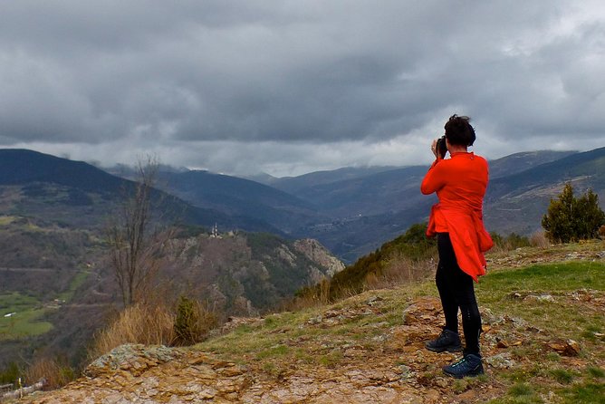Pyrenees Hiking from Barcelona - Spanish vs French atmosphere: more than just scenery