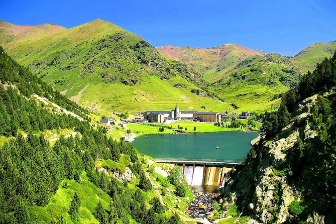 Pyrenees Private Tour from Barcelona with Easy Hike & Cogwheel Train - Key things I’d plan around
