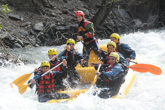 Rafting Llavorsi-Sort, 18km, 9.30 am - The 3-hour rafting run: paddling, rapids, and the Sort Dam moment