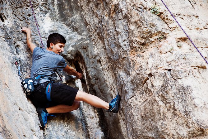 Rock Climbing Barcelona - Starting Point in Barcelona: The 9:00am Pickup and the Level-Check