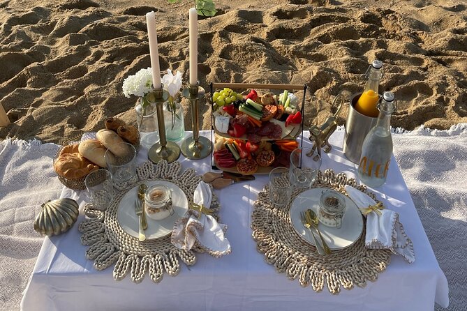 Romantic Picnic - Meeting at Passeig Marítim del Bogatell: The Start Point and Vibe