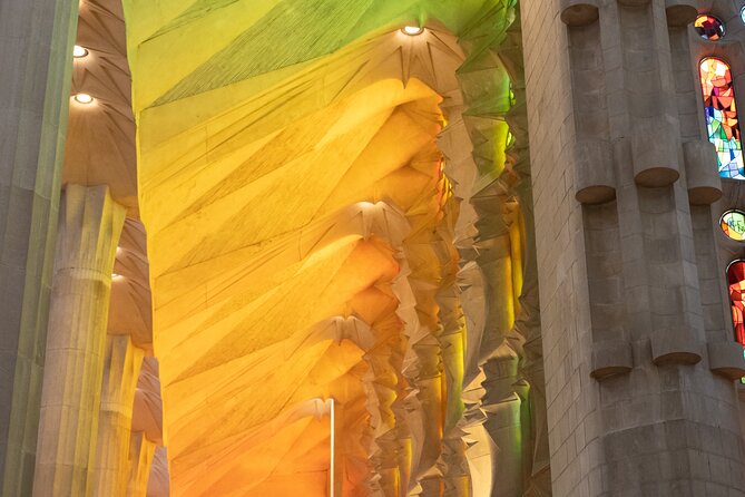 Sagrada Familia and Guell Park Private Tour - Should You Book This Private Sagrada Família and Park Güell Tour?