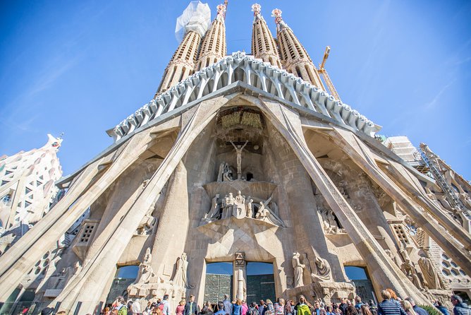Sagrada Familia Fast Track Guided Tour - The Outside Matters Too: Facade Explanations While You’re There