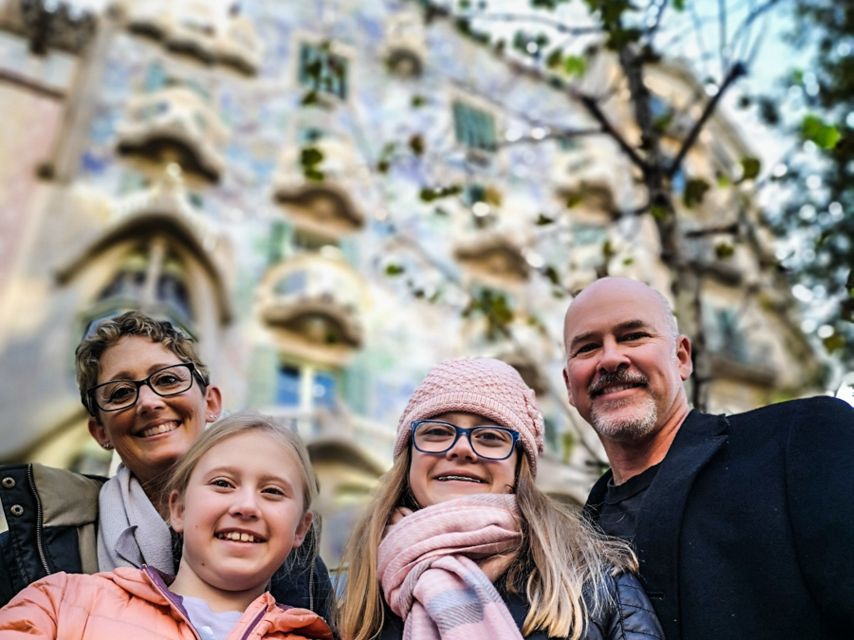 Sagrada Familia & Gaudi Guided Tour Private or Small Groups - Who should book this tour (and who might want a different plan)