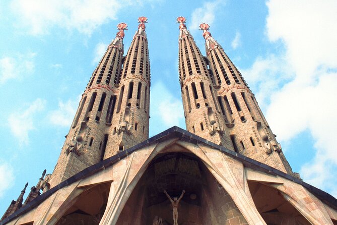 Sagrada Familia : Guided tour inside Skip the line! - Key Highlights You’ll Actually Feel on This Tour