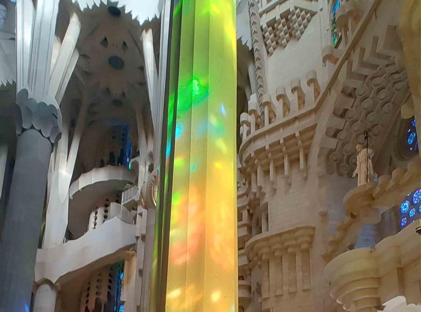 Sagrada Familia Guided Tour with Skip-the-Line Entry Ticket - What’s missing: no tower access and a strict dress code