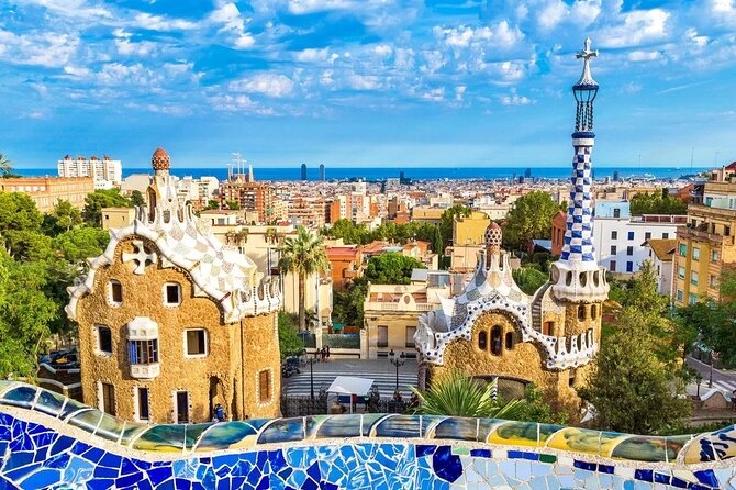 Sagrada Familia & Park Güell Optional: Small Group Tour - Who should book this Gaudí combo day?