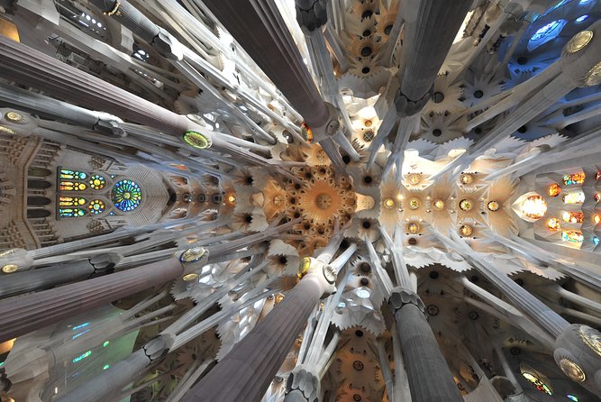 Sagrada Familia Private Tour in Barcelona - Tower option: should you add the viewpoint?