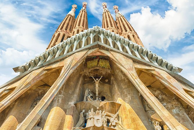 Sagrada Familia Private Tour in Barcelona - How the guide shapes the whole experience (and why names matter)