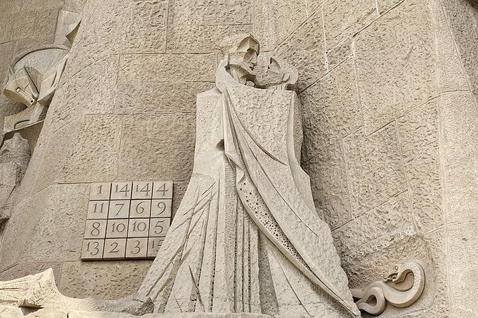 Sagrada Familia Private Tour with Expert Guide - Who This Tour Suits Best (And Who Might Want Another Option)