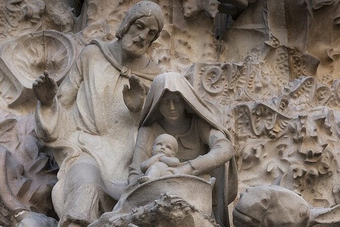 Sagrada Familia Private Tour with Priority Entrance - Who This Tour Fits Best