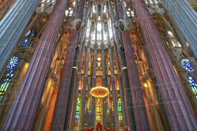 Sagrada Familia Private Tour with Skip-the-Line Ticket - Price and value: what $175.36 covers (and why it can be worth it)