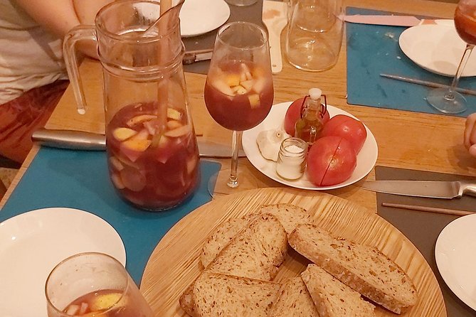 Sangria Cultural Workshop with Tapas - Why the small group size (max 12) changes everything