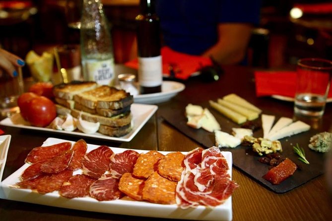 Savor Spain: Food, Wine, History & Culture Small Group Tour in Old Barcelona - Las Ramblas: meeting on the famous stretch and catching your first Barcelona flavor