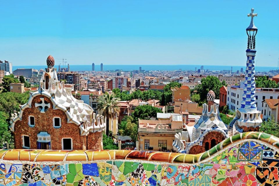 Semi-Private Barcelona Gothic, Parc Guell & Sagrada Familia - Price and logistics: what to expect to pay on top