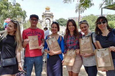 Sketching workshops in Barcelona for everyone - Meeting at Plaça de l’Àngel: Materials, English, and a Private Group