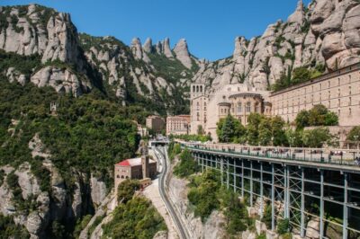 Skip-the-Line Barcelona & Montserrat Tour with Pick-up - Hotel or cruise pickup: the part that makes the day feel effortless