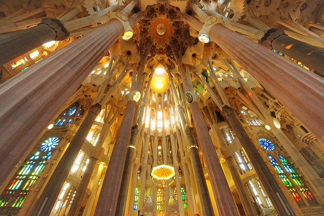 Skip The Line Sagrada Familia Small Group Tour - Skip-the-Line Tickets: What You Really Get for $64