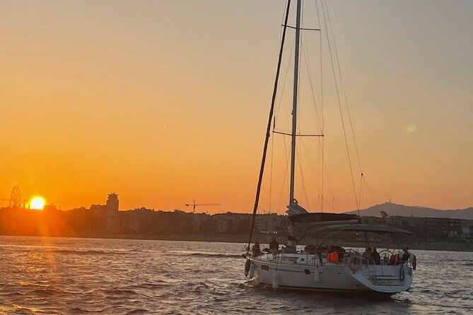 Sunset Sailboat Tour along the Coast with Open Bar - The open bar and the cava flow (and why it affects your comfort)
