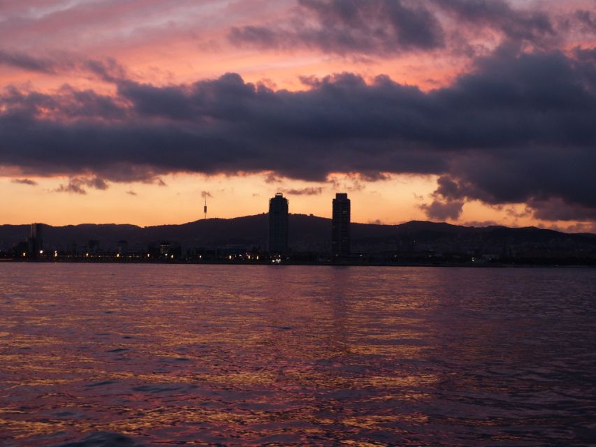 Sunset Sailing Experience in Barcelona - Key things I’d watch for