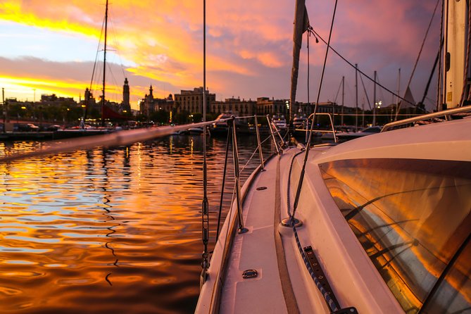 Sunset Sailing Experience with Live Sax Music and Spanish Tapas - Luxury Yacht Comfort vs. Real-Life Practicalities