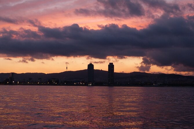 Sunset Sailing Tour in Barcelona - Weather Reality Check: Good Conditions Make the Difference