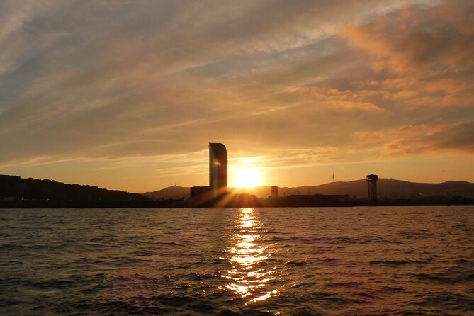 Sunset Sailing Tour in Barcelona - Price and Value: How $82.82 Fits This Kind of Evening