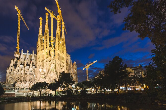 Tapas & Sidecar Motorcycle Barcelona Tour - Old Port, the Columbus Monument, and the Rambla corridor