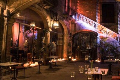 Tapas, Wine and Flamenco Private Tour in Barcelona - Tapas, cava, and wine: what your food stop is really like