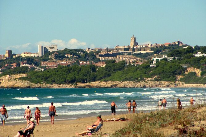 Tarragona Private Tour with Hotel Pick Up - Mercat Central and the Mediterranean Balcony: local rhythm, not only monuments
