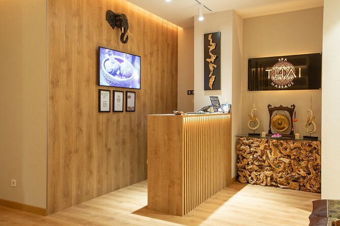 Thai Foot and Legs Massage of 30 min at THAI MASSAGE ALURA - Who should book this (and who might want something else)