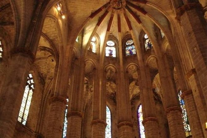 'The Cathedral of the Sea' Walking Book Tour - Why The Cathedral of the Sea tour feels different from a standard Gothic walk