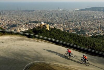 The hills around Barcelona by roadbike, private tour. Pick up/drop off included. - The Climb: 7 km Up to Tibidabo’s 500 m Summit