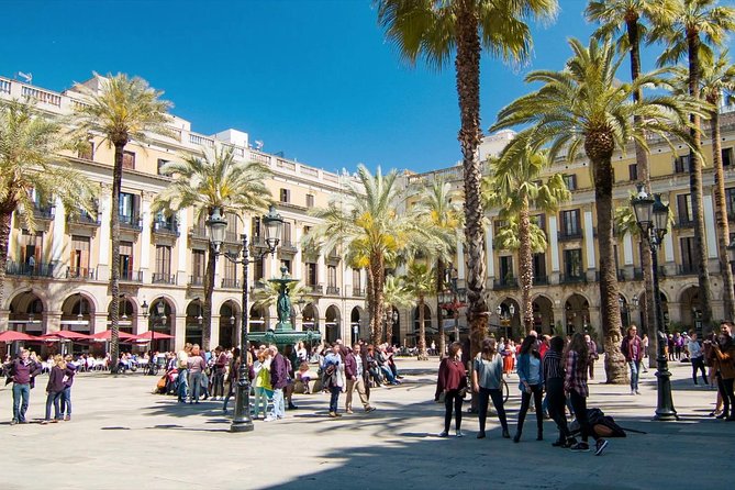 "The Shadow of the Wind" Novel Walking Tour - Els 4 Gats: When the Novel Starts Feeling Like Real Life