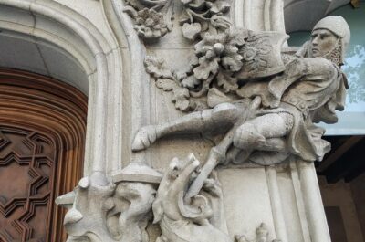 The Story of Gaudi and Modernism Private Walking Tour - Casa Batlló inside time: the Modernism clues you’ll actually use