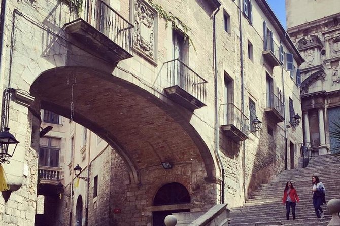 Three Medieval Gems & Local Lunch Private Tour from Barcelona - Sant Vicenc and Sant Pere de Besalú: churches with guided meaning