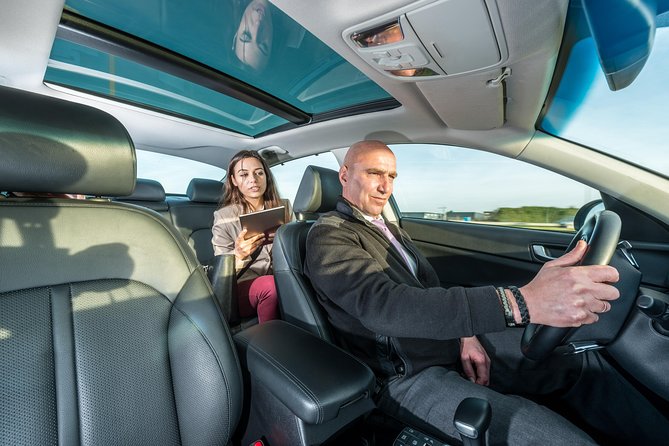 Transfer from Barcelona Airport to Barcelona City - Private Van to Your Hotel: Fast, Direct, and Easy