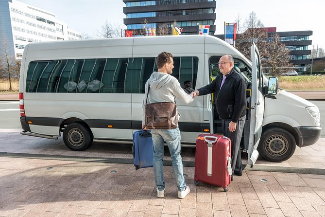 Transfer from Barcelona Airport to Barcelona City - Should You Book This Airport Transfer?