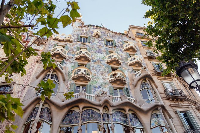 Treasures of Barcelona: Private Gaudi Walking Tour - Price and Value: Is $102.80 Per Person Fair?
