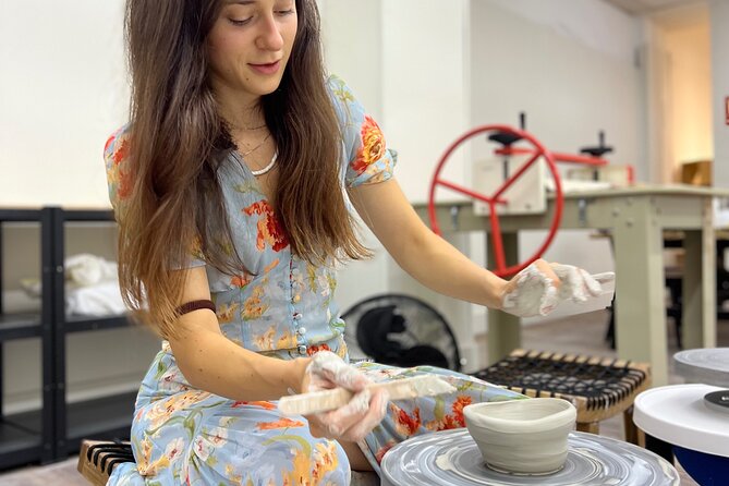 Try the Pottery Wheel - What you actually make: materials, transparent glaze, and tutor guidance